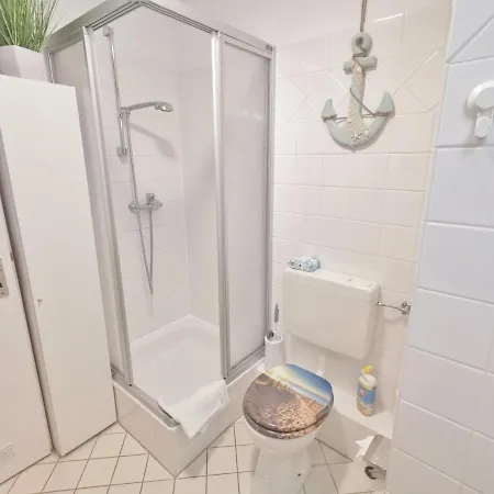 Obj 25 Moenkemeier Fuer 2 Personen + 1 Kleinkind Bis 3 Jahre Hund Lübeck